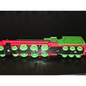 ERT Die-Cast Henry the Green‎ Engine Thomas & Friends Franchise With Tender